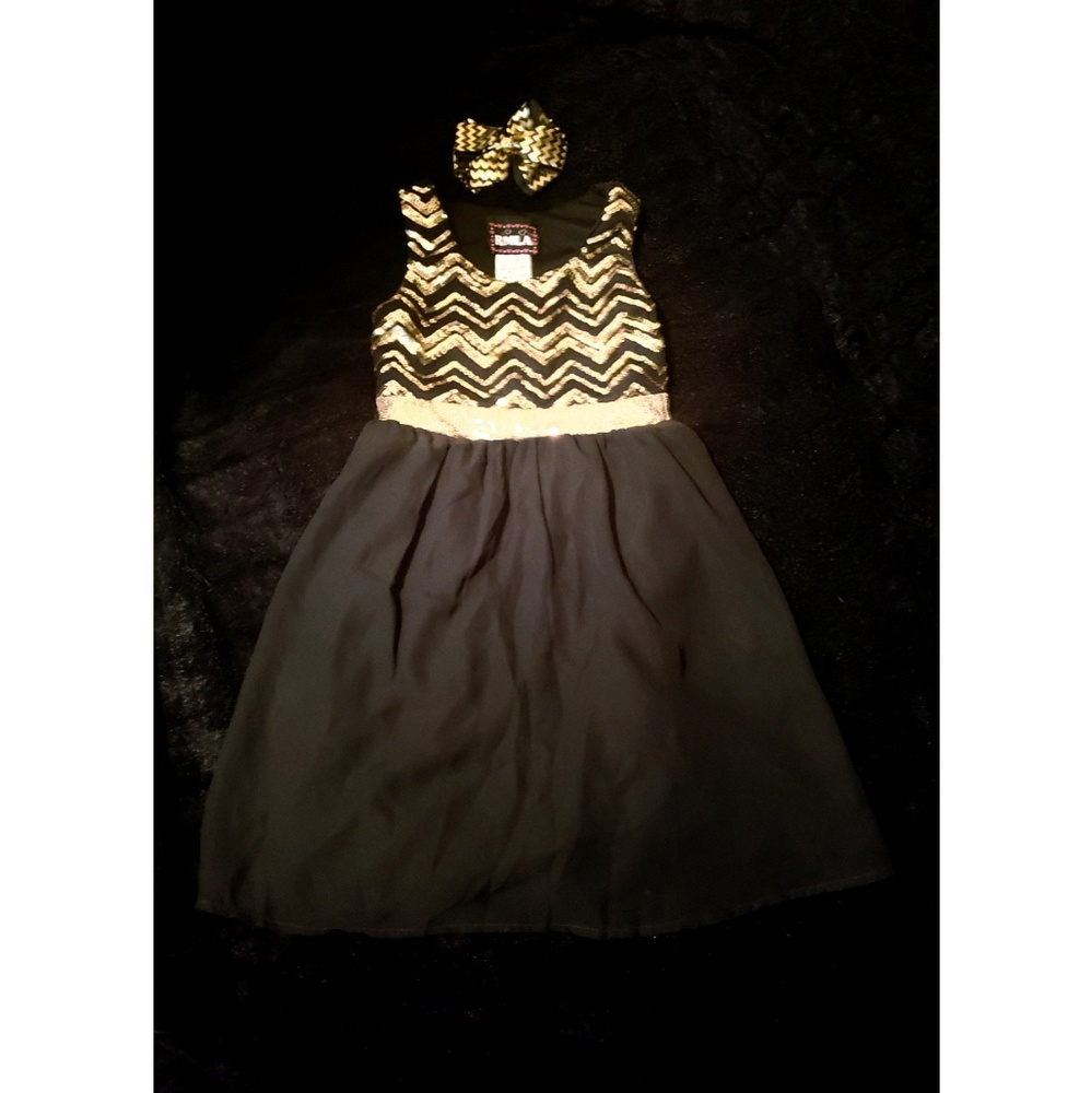 🔥Holiday Black Gold Sparkle Chevron Sequin dress